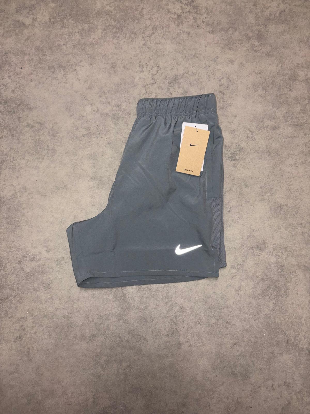 Nike Challenger 7” Shorts - Grey
