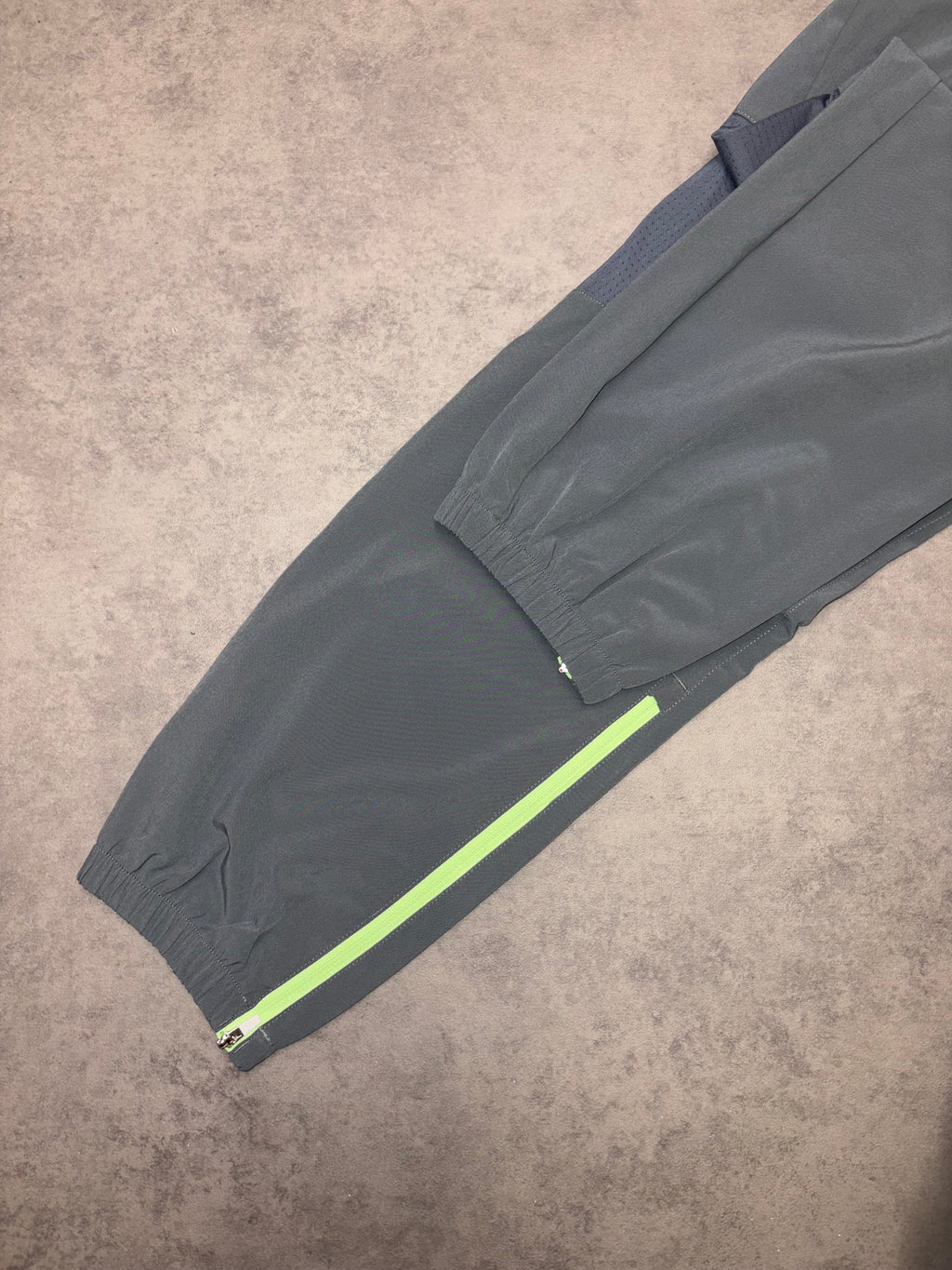 Asics Core Woven Pants - Steel Grey