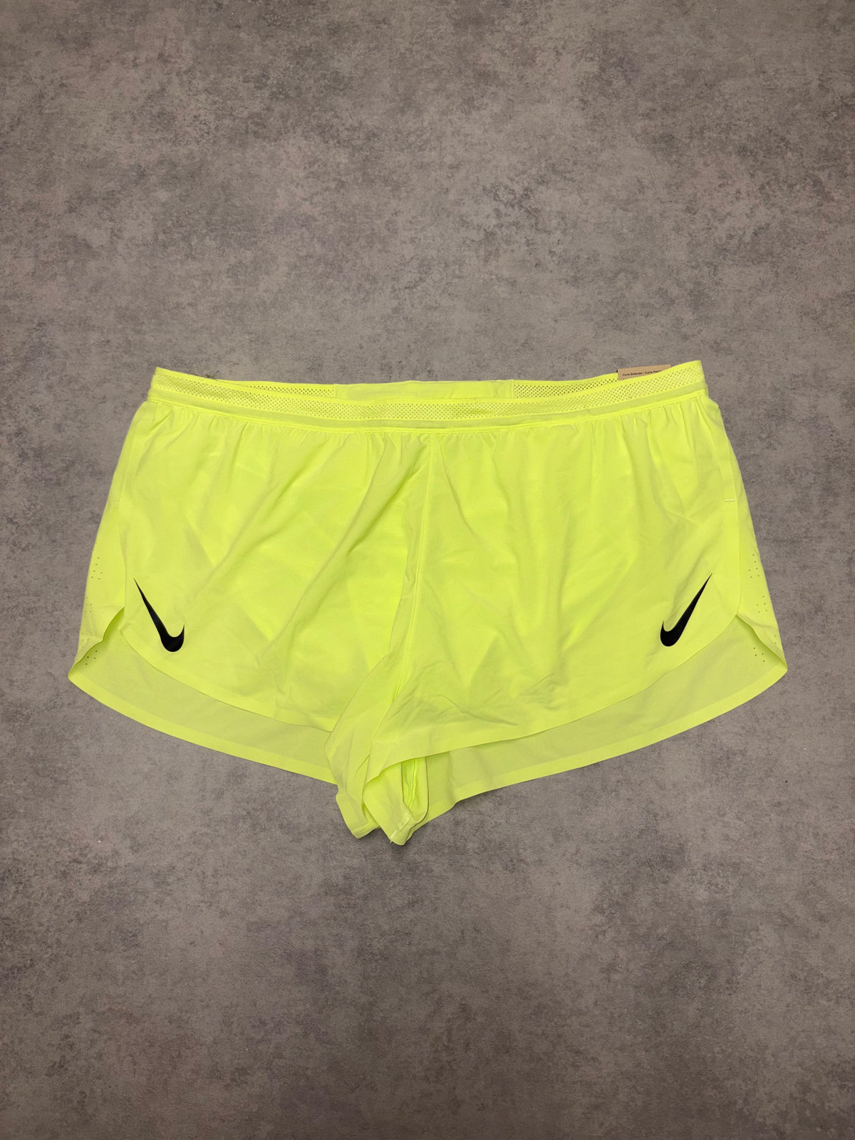 Nike Aeroswift 2” Running Shorts - Light Lemon